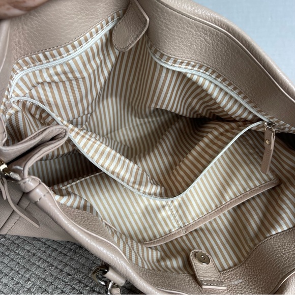 Kate Spade Large Tote Shoulder Bag with chain handles. Cream  color - Picture 12 of 16
